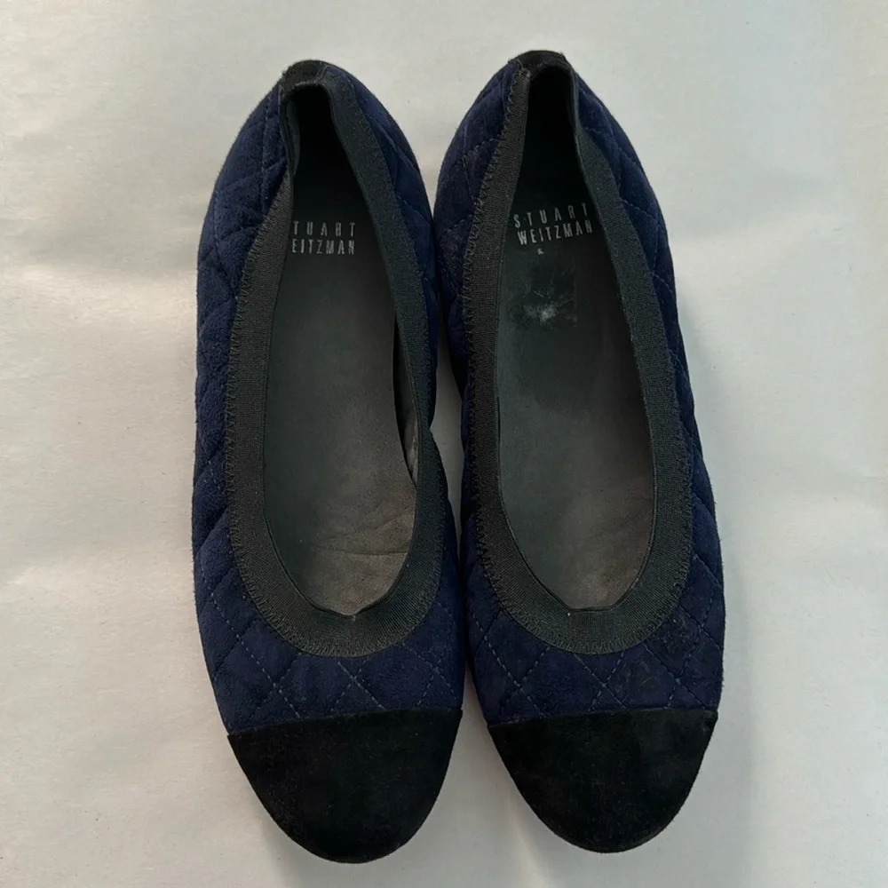 Stuart Weitzman Quilted Suede Ballet flats round toe navy black Size 7 1/2